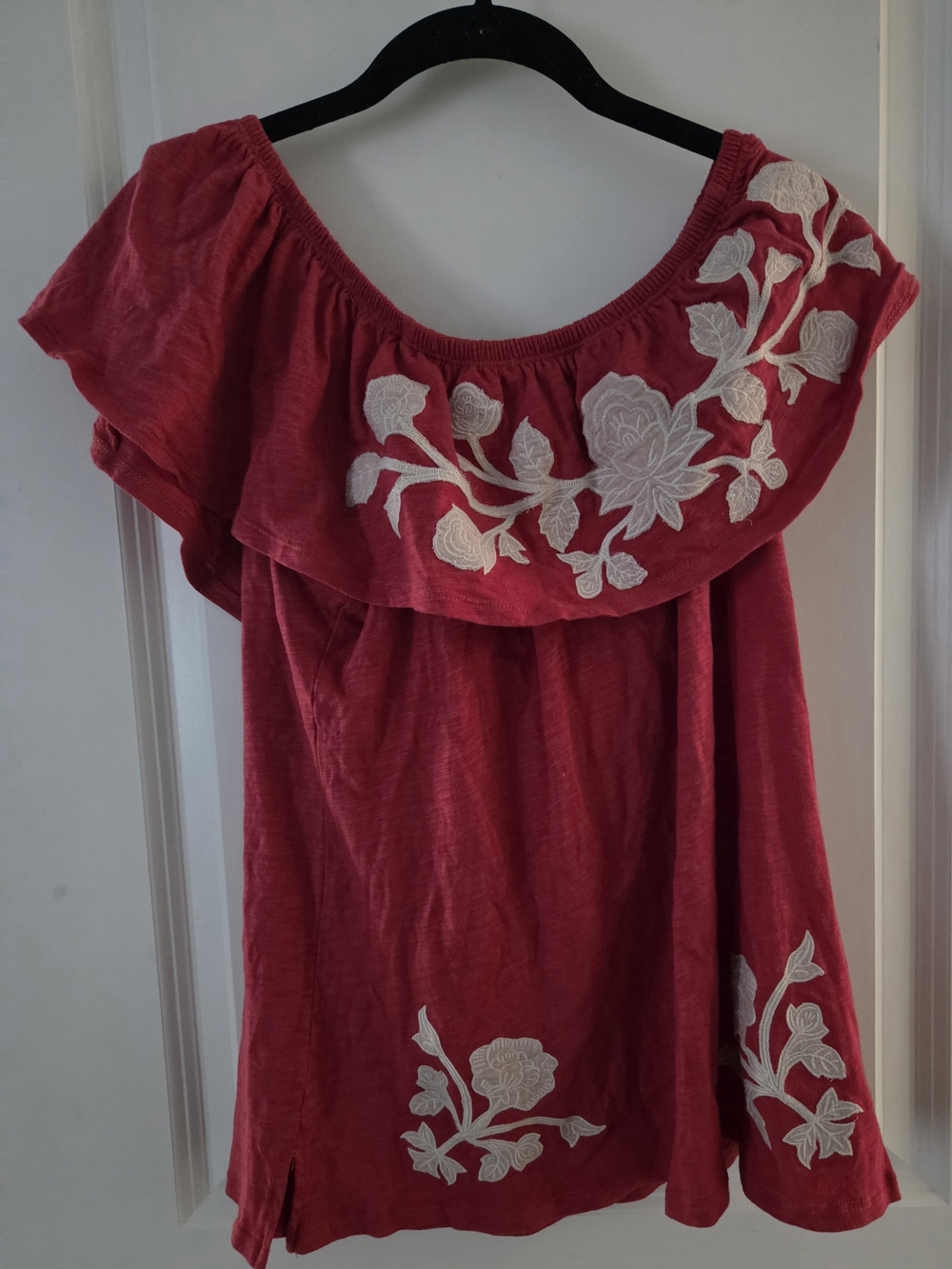 Democracy Off-Shoulder Embroidered Tunic - Red with White Floral
